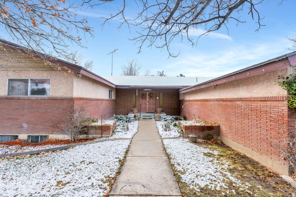 790 E 400 N Lindon, UT 84042