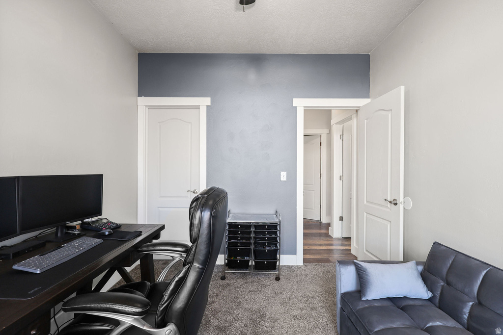 302 E INTERLOCHEN LN Stansbury Park, UT 84074