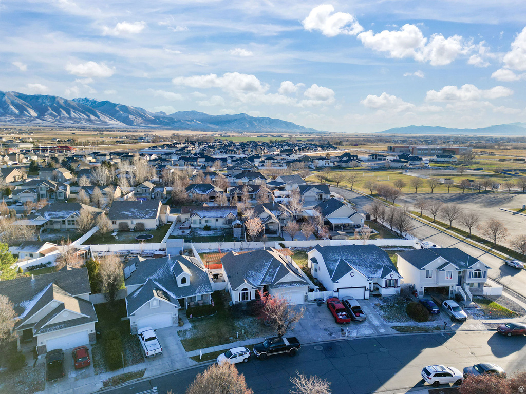 302 E INTERLOCHEN LN Stansbury Park, UT 84074