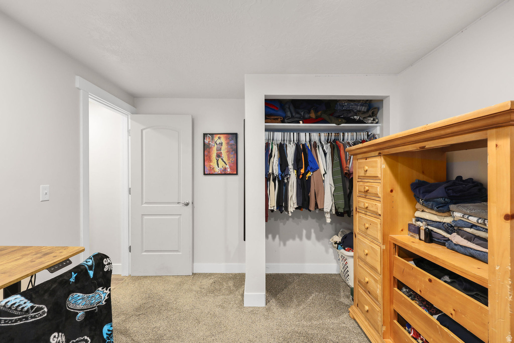 302 E INTERLOCHEN LN Stansbury Park, UT 84074