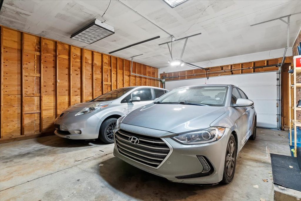 5025 W MOON FLOWER CIR Kearns, UT 84118