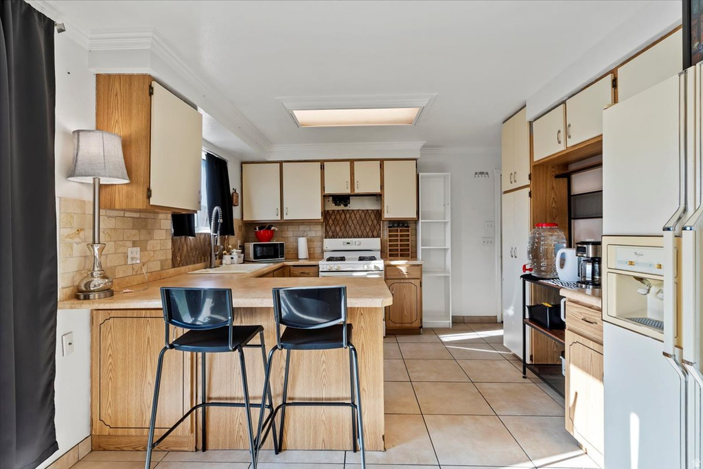 5025 W MOON FLOWER CIR Kearns, UT 84118