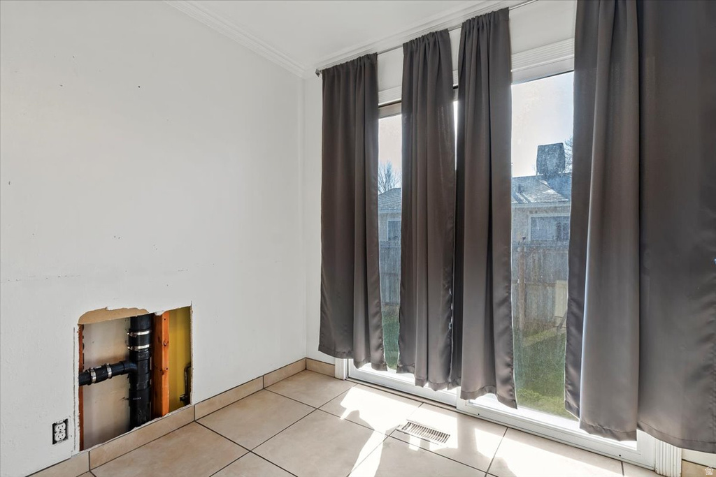 5025 W MOON FLOWER CIR Kearns, UT 84118