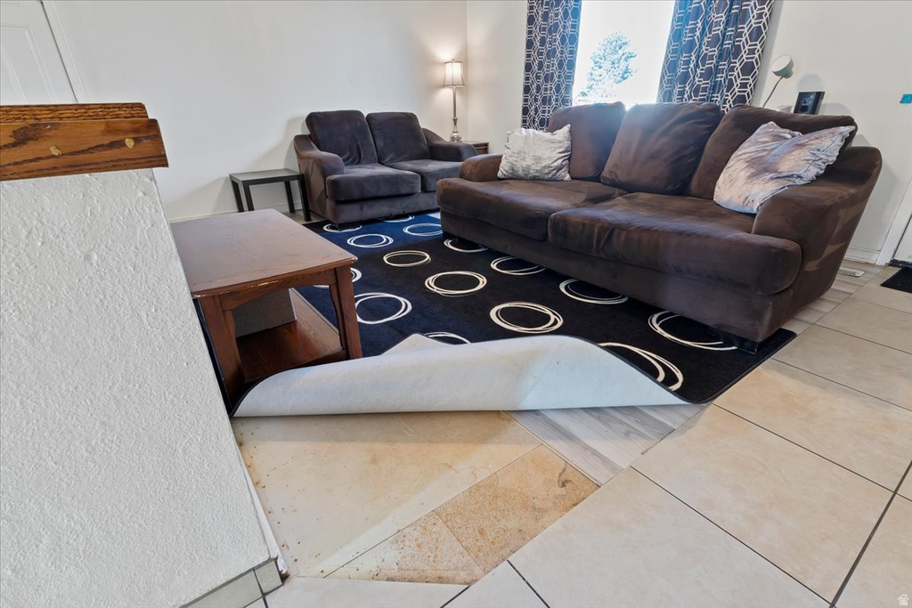 5025 W MOON FLOWER CIR Kearns, UT 84118