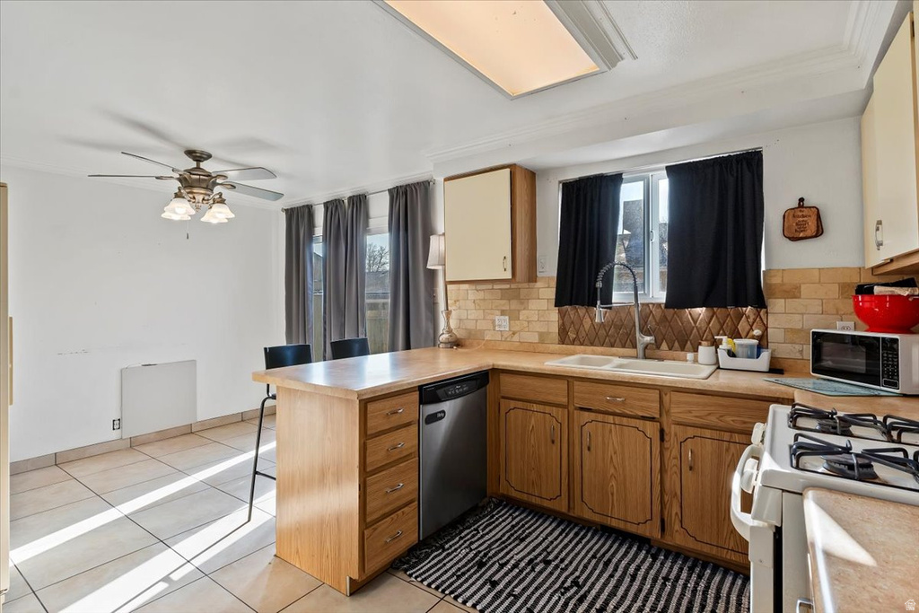 5025 W MOON FLOWER CIR Kearns, UT 84118