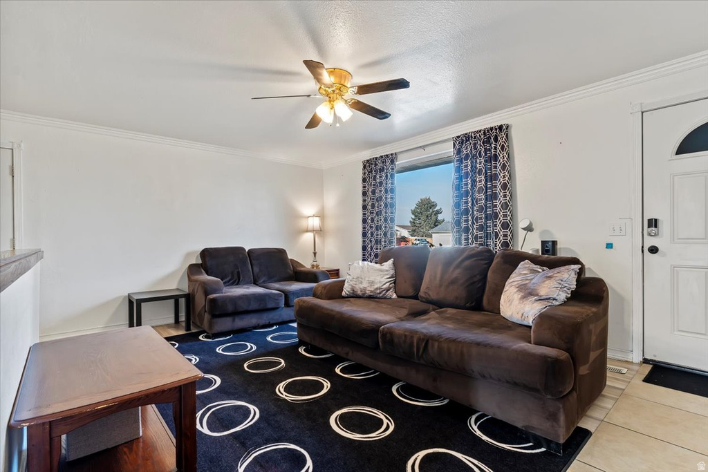 5025 W MOON FLOWER CIR Kearns, UT 84118