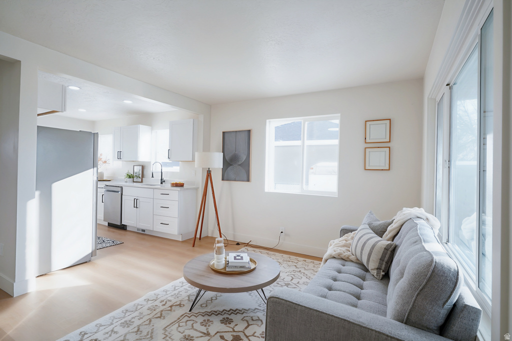 1367 S 1200 W Salt Lake City, UT 84104