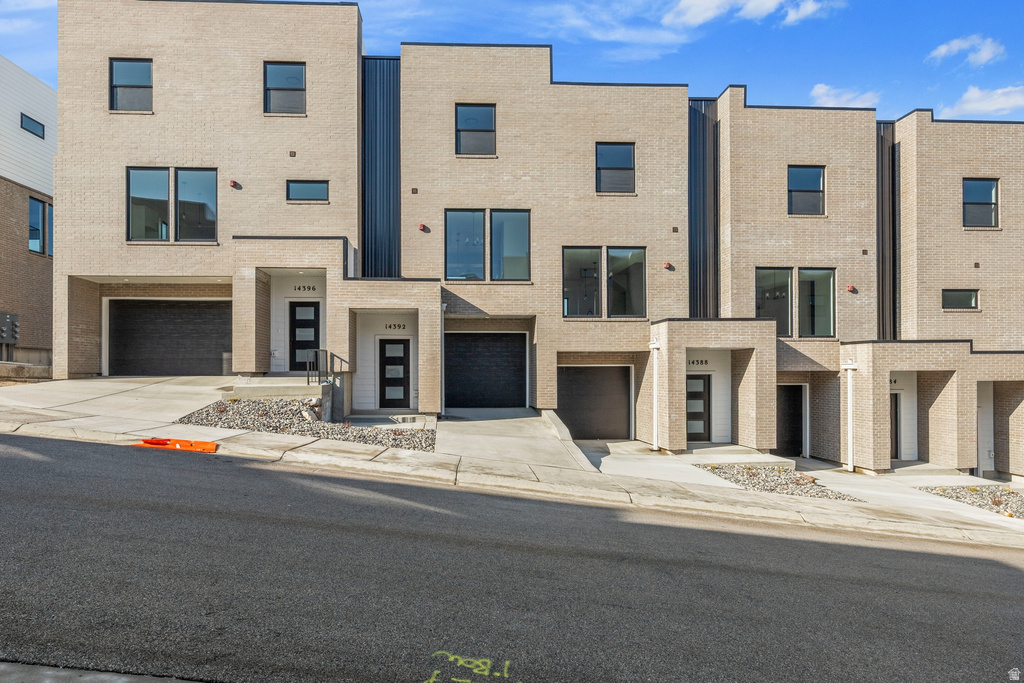 14392 S CHAMP CV Draper, UT 84020