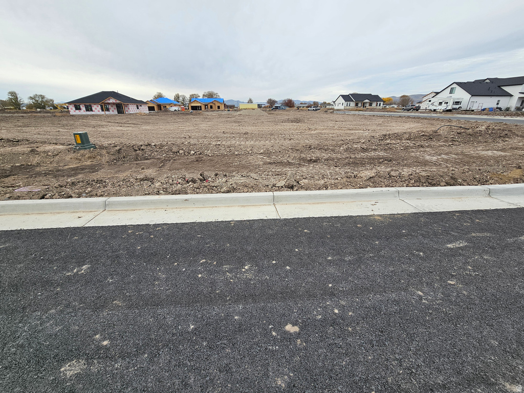 10263 N 5020 W Elwood, UT 84337