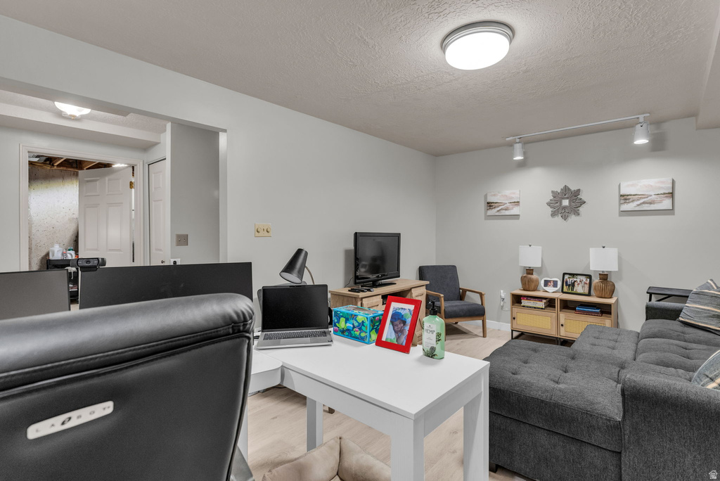 1425 E 5850 S #4E South Ogden, UT 84405