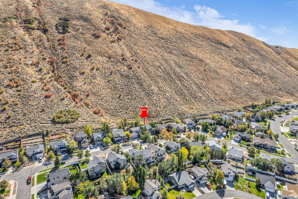 102 E MANILLA DR Draper, UT 84020