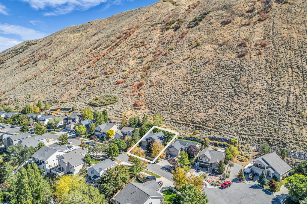 102 E MANILLA DR Draper, UT 84020