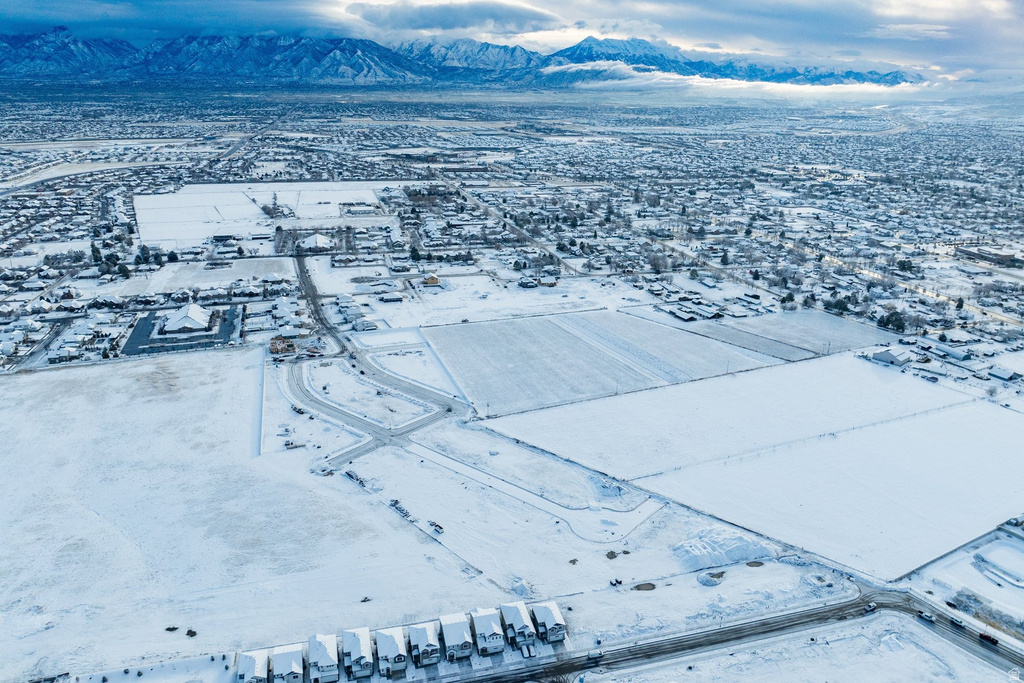 12729 S HARLOW ANN WAY #101 Herriman, UT 84096