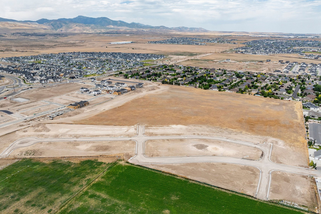 12729 S HARLOW ANN WAY #101 Herriman, UT 84096