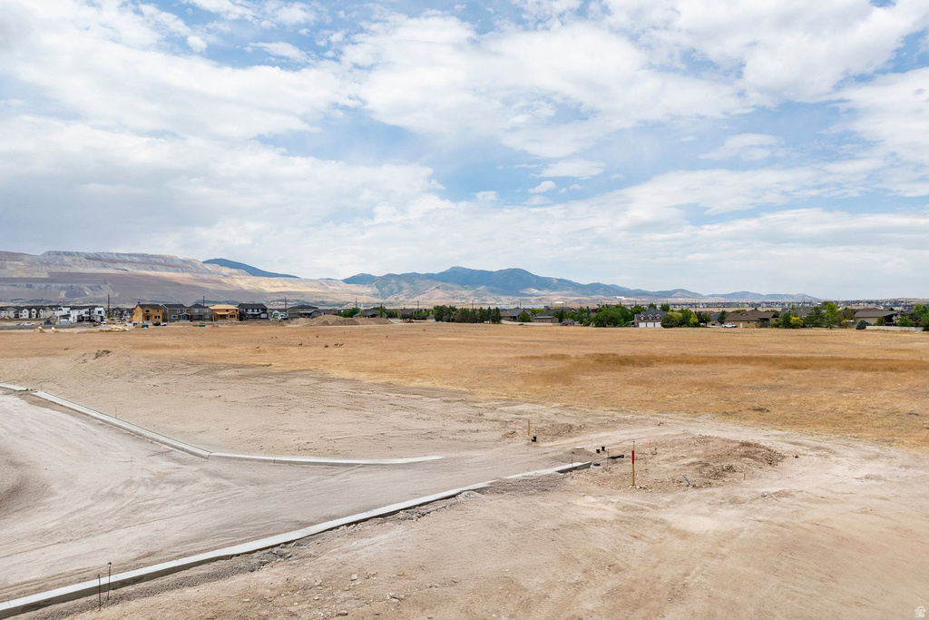 12729 S HARLOW ANN WAY #101 Herriman, UT 84096