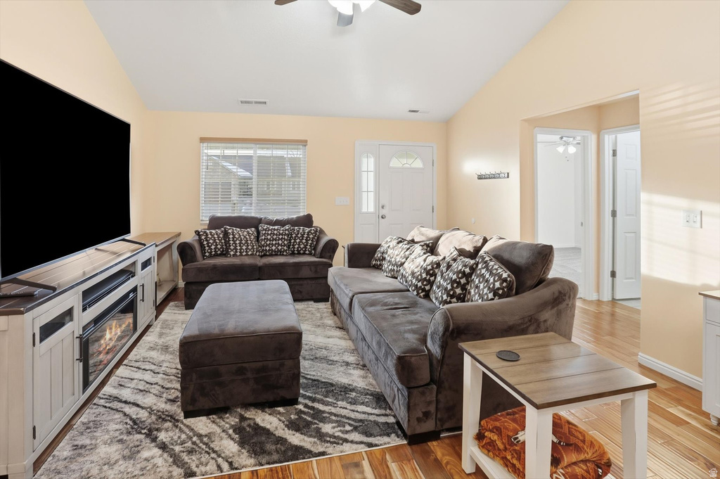 3582 N 3050 W Farr West, UT 84404