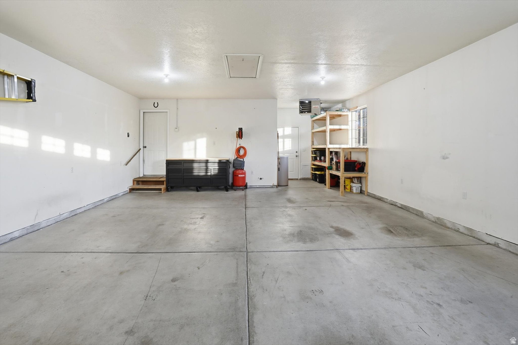 3582 N 3050 W Farr West, UT 84404