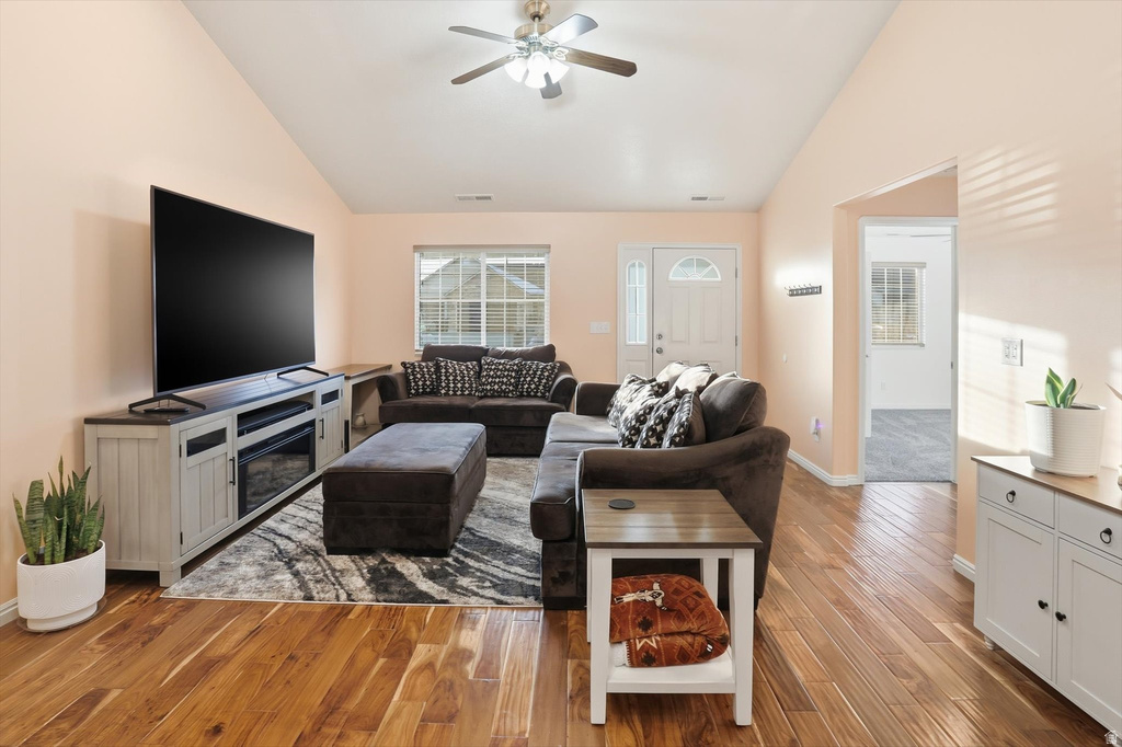 3582 N 3050 W Farr West, UT 84404