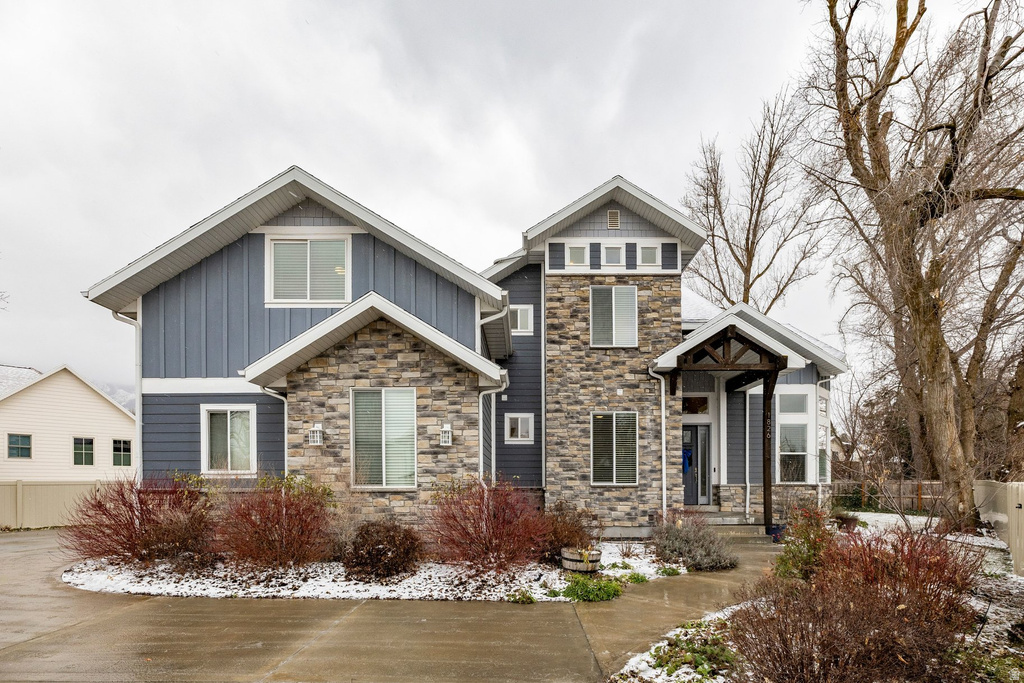 1826 E SPRING LN Holladay, UT 84117