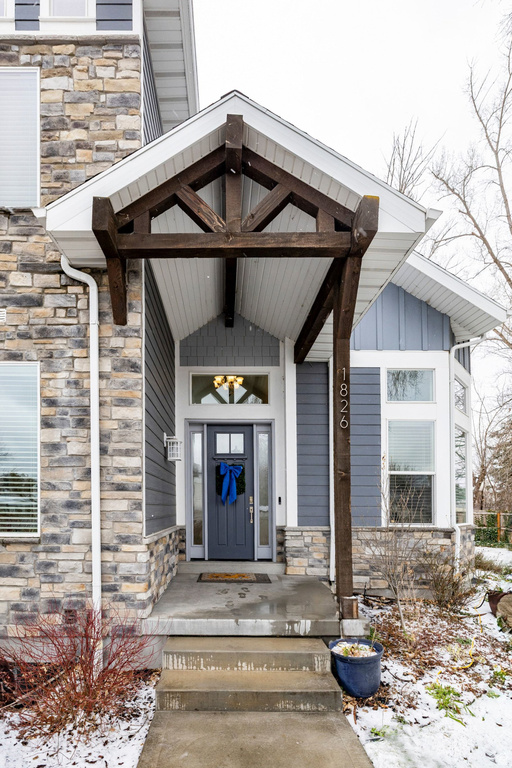 1826 E SPRING LN Holladay, UT 84117