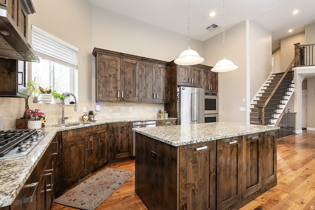 1826 E SPRING LN Holladay, UT 84117