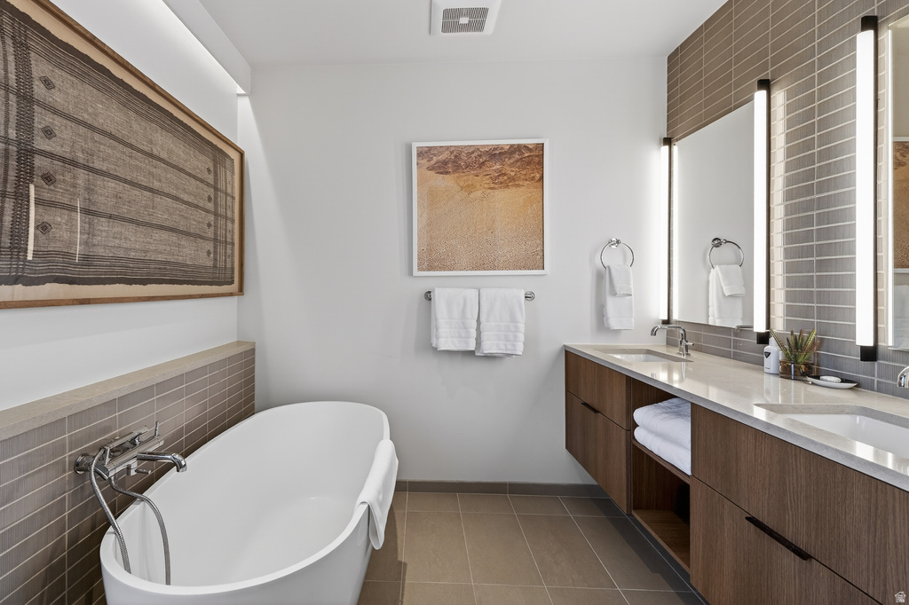 148 BADGERS BND #28 Moab, UT 84532