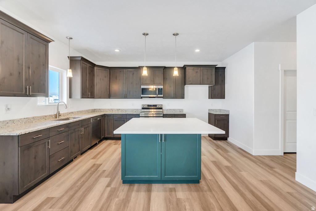 7803 N SWEETBRIAR RD #721 Eagle Mountain, UT 84005