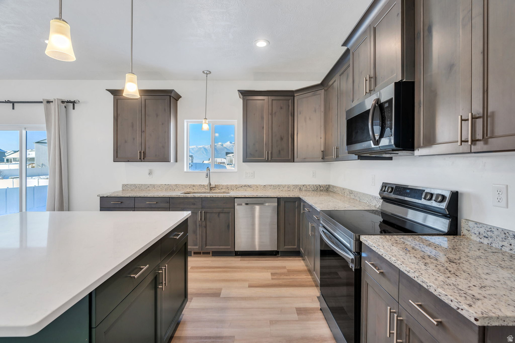 7803 N SWEETBRIAR RD #721 Eagle Mountain, UT 84005