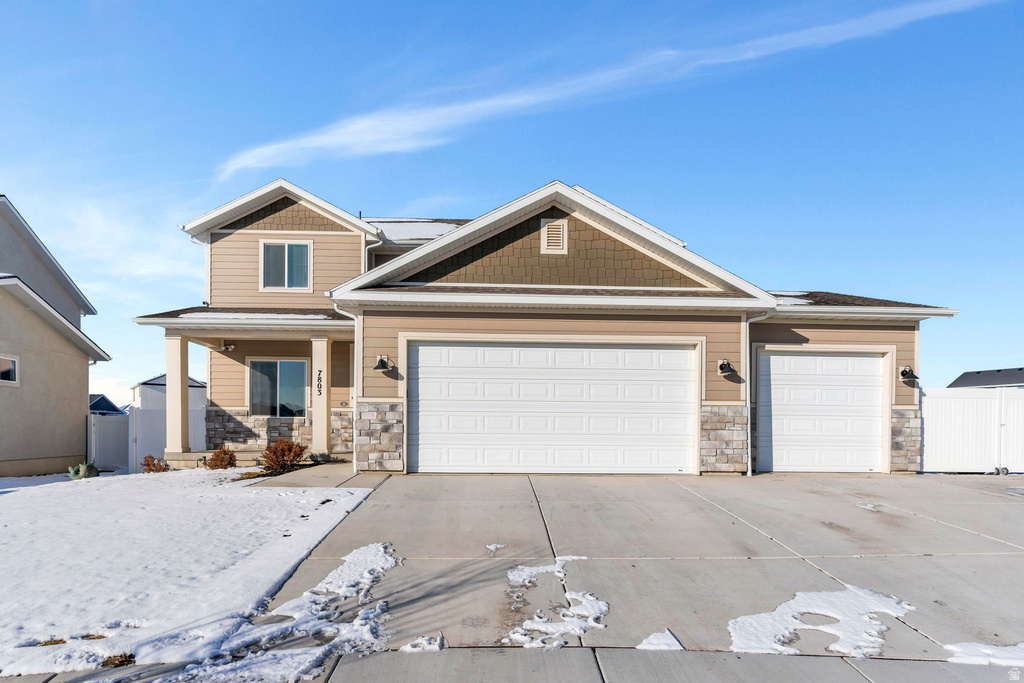 7803 N SWEETBRIAR RD #721 Eagle Mountain, UT 84005