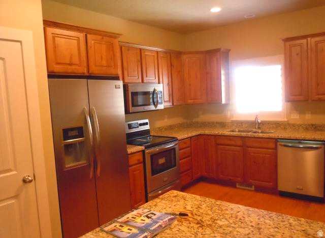 5297 W RANCHES PARK LN West Jordan, UT 84081