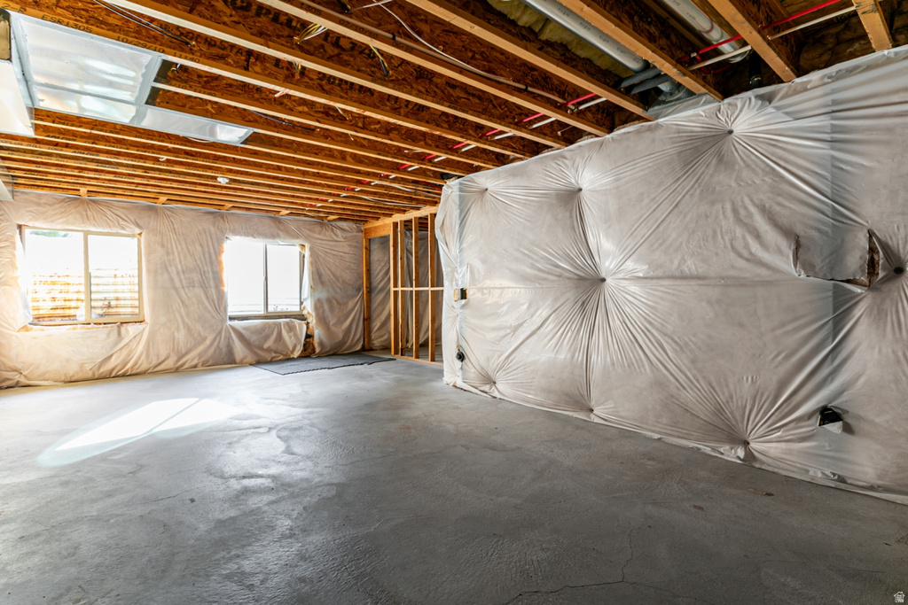 5297 W RANCHES PARK LN West Jordan, UT 84081