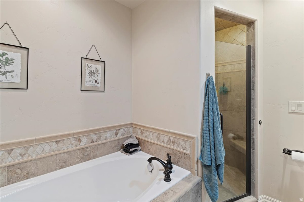 6189 S 1550 E South Ogden, UT 84405