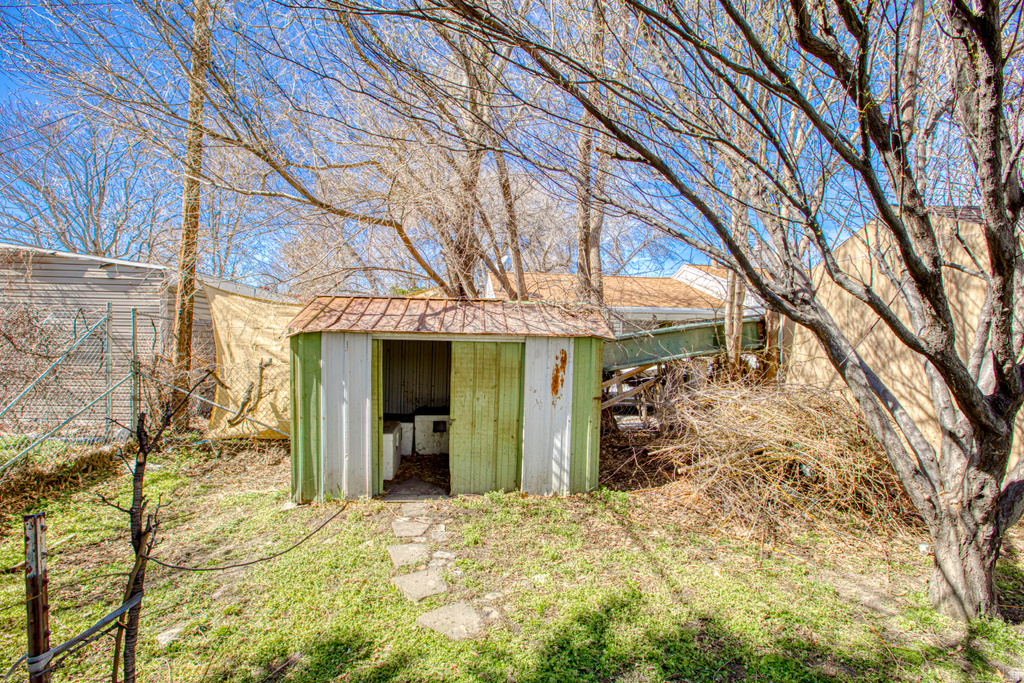 35 RUSSETT AVE Salt Lake City, UT 84115