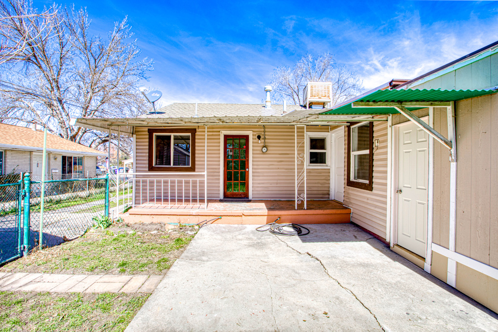 35 RUSSETT AVE Salt Lake City, UT 84115