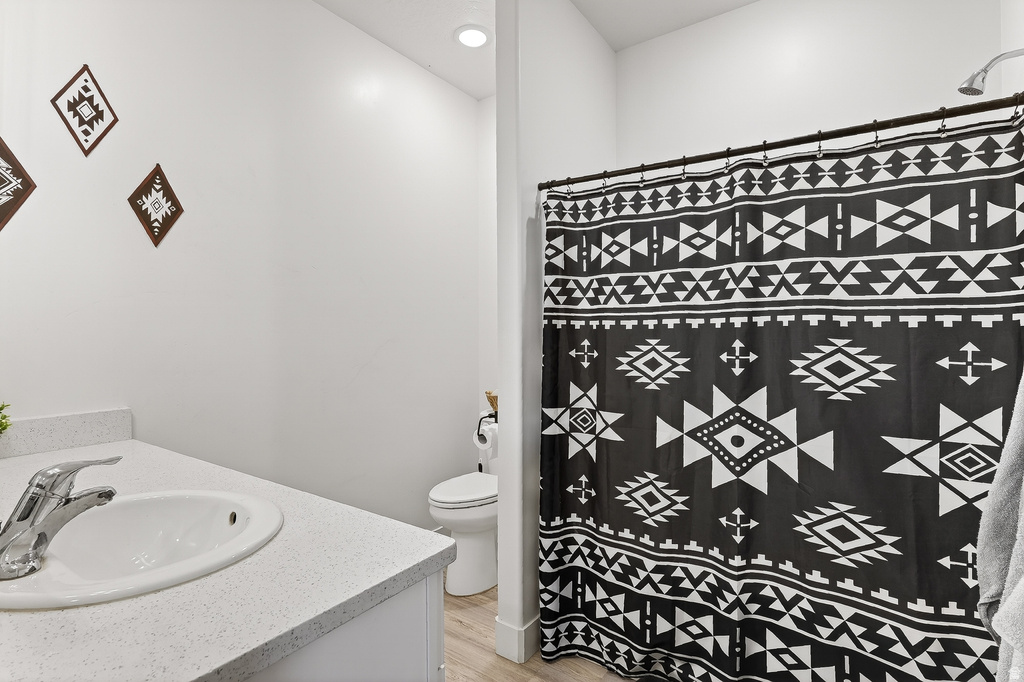 4236 N MAPLE CIR Enoch, UT 84721