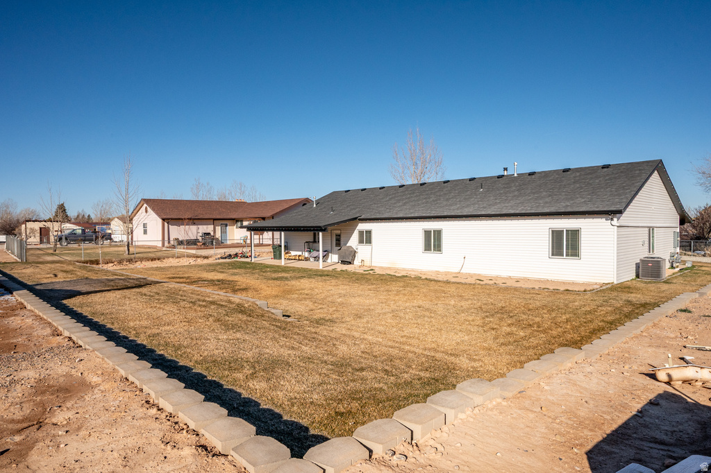 4236 N MAPLE CIR Enoch, UT 84721