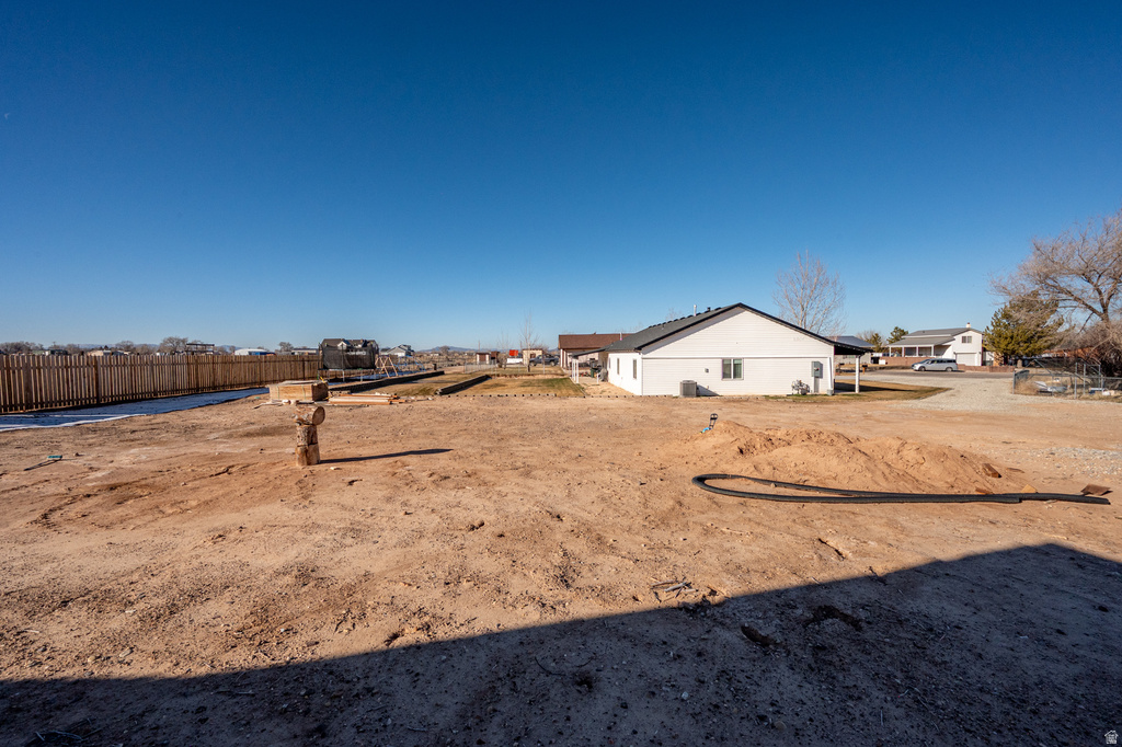 4236 N MAPLE CIR Enoch, UT 84721
