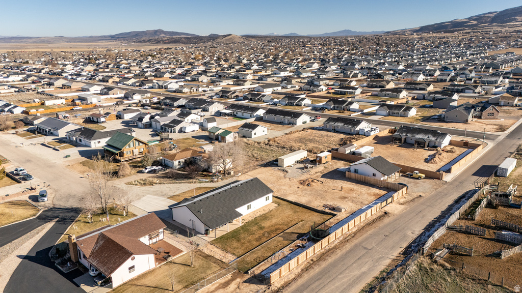 4236 N MAPLE CIR Enoch, UT 84721