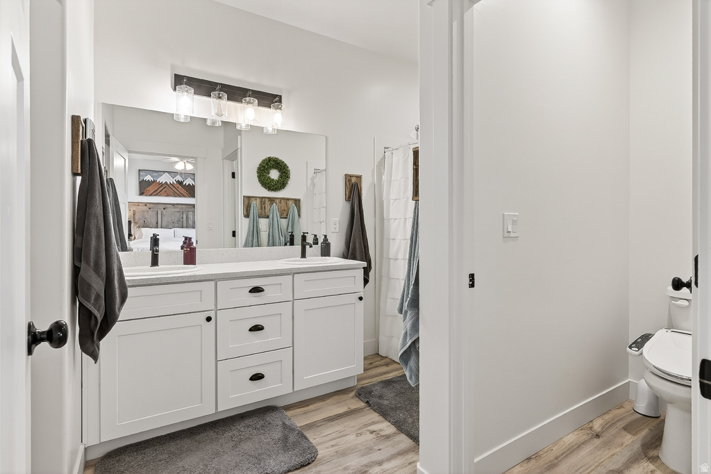 4236 N MAPLE CIR Enoch, UT 84721