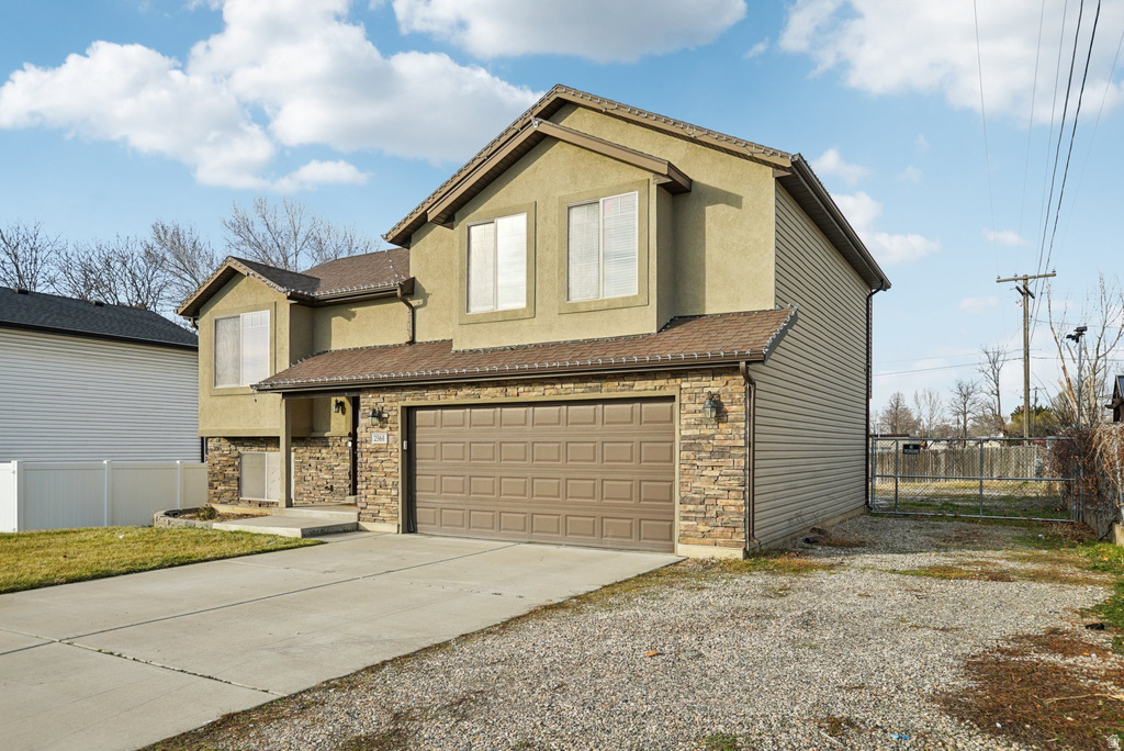 2564 W 5950 S Roy, UT 84067