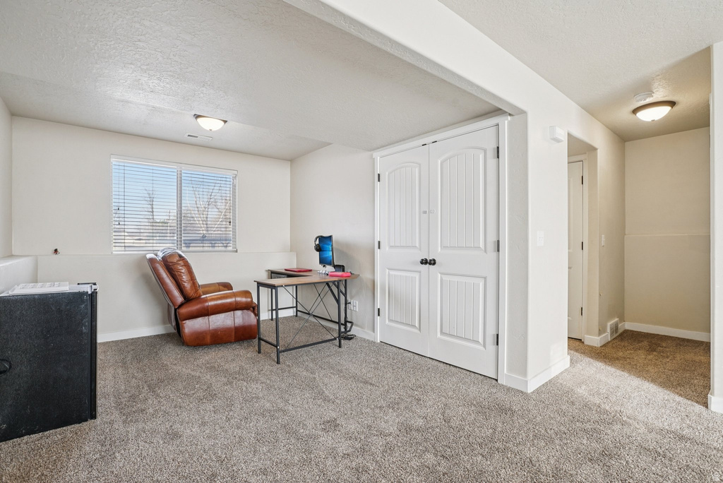 2564 W 5950 S Roy, UT 84067