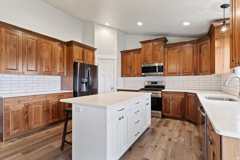 958 S STEED DR Syracuse, UT 84075