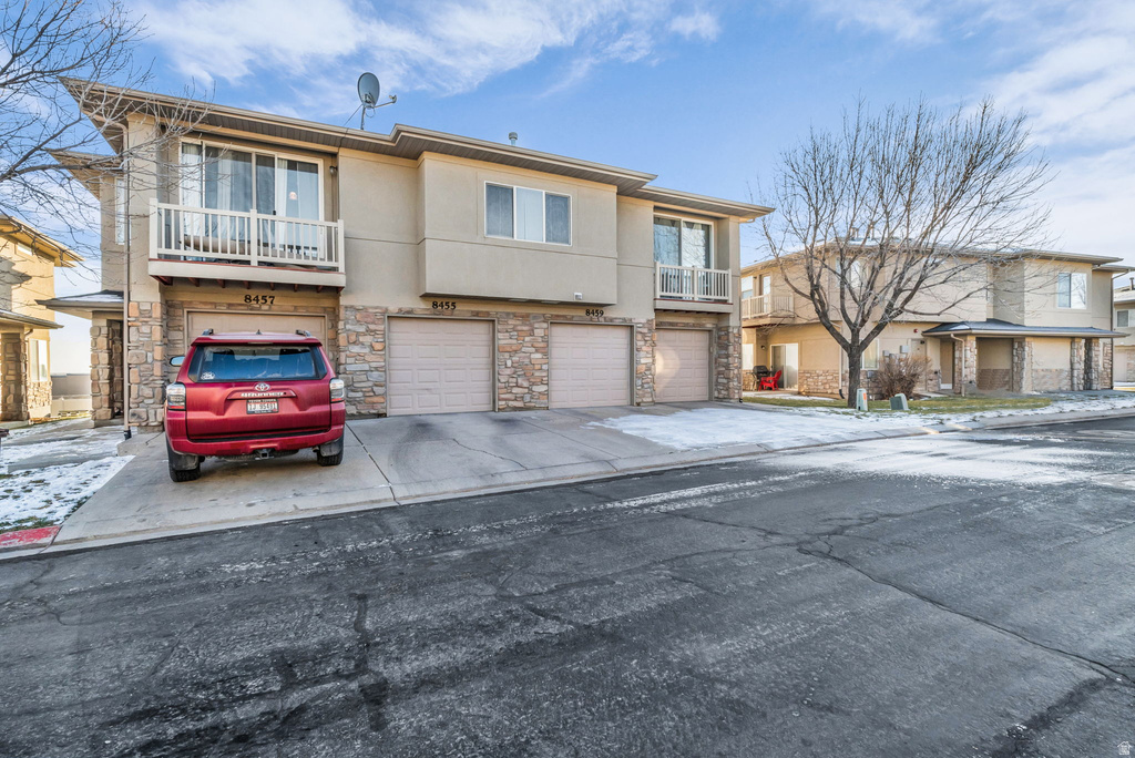 8459 S IVY GABLE DR West Jordan, UT 84081