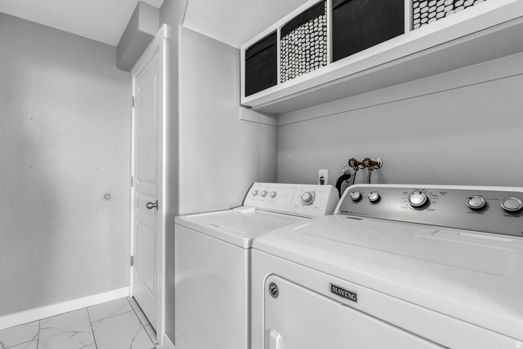 8459 S IVY GABLE DR West Jordan, UT 84081