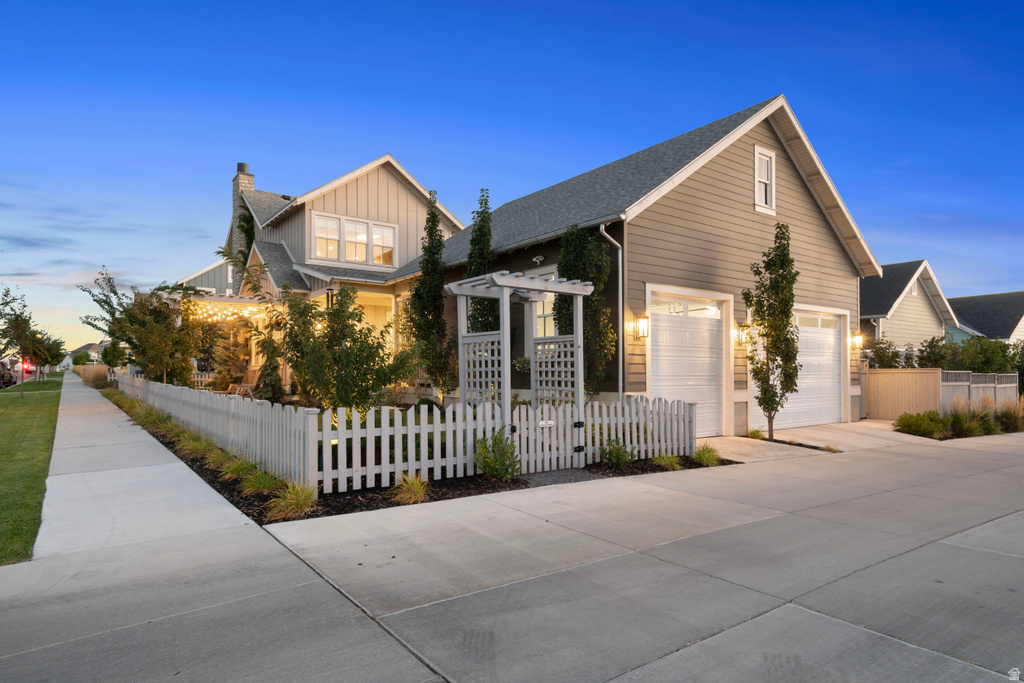 10924 S PADDLE BOARD WAY South Jordan, UT 84009