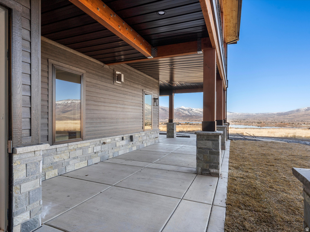 7554 E DOGWOOD DR Huntsville, UT 84317