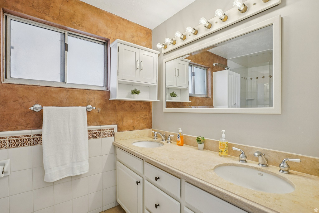 2964 W CONTINENTAL CIR Taylorsville, UT 84129