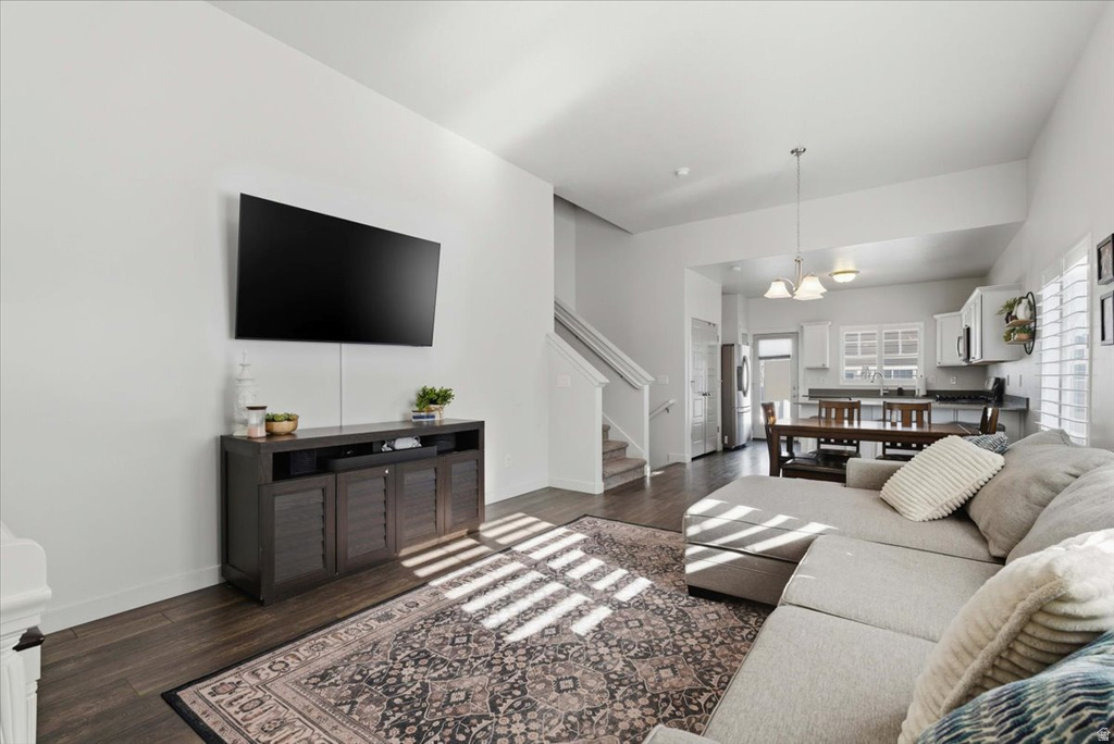 6548 N FIONA ST Eagle Mountain, UT 84005