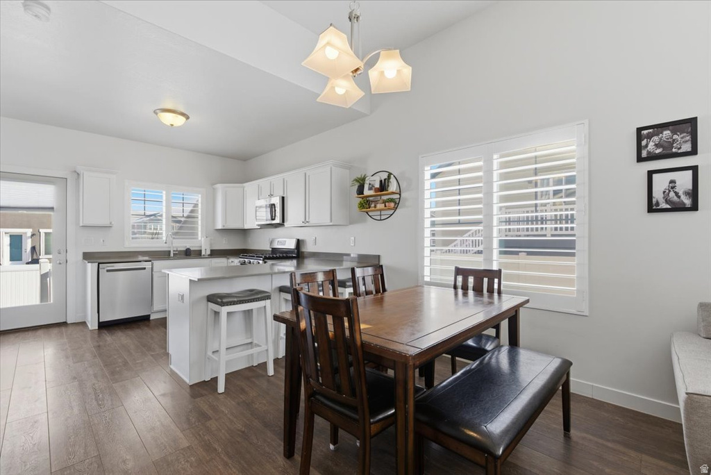 6548 N FIONA ST Eagle Mountain, UT 84005