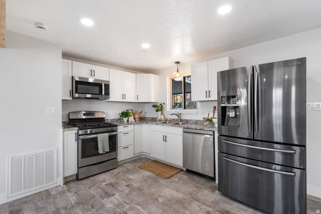 463 N 200 W Clearfield, UT 84015